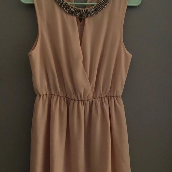 Dress - Picture 4 of 4